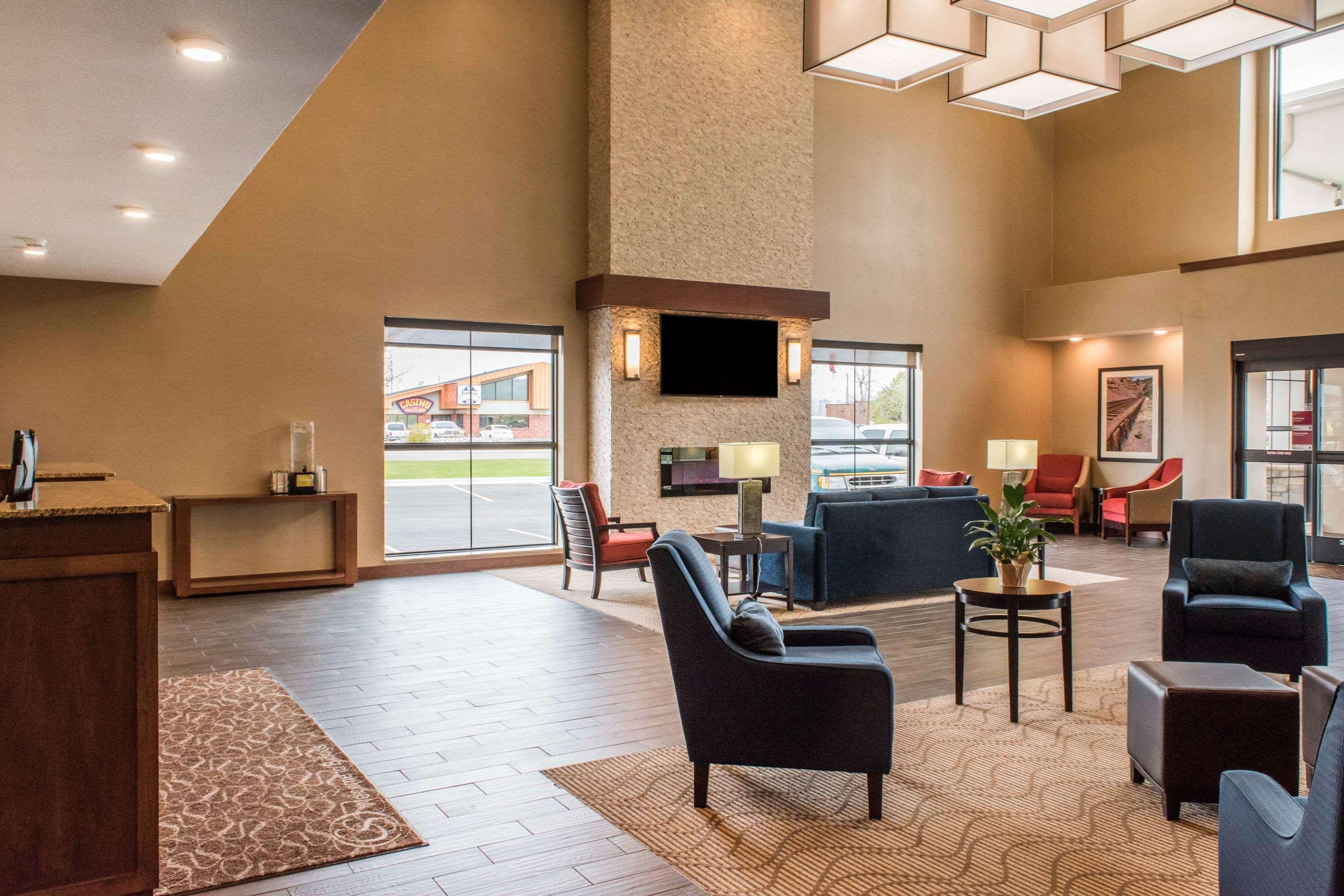 Comfort Suites Billings Exterior foto